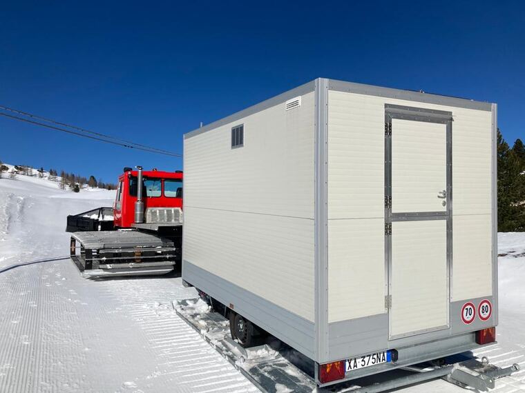 Realizzazione Tecno's · autonegozio o food trailer su misura (foto 016)