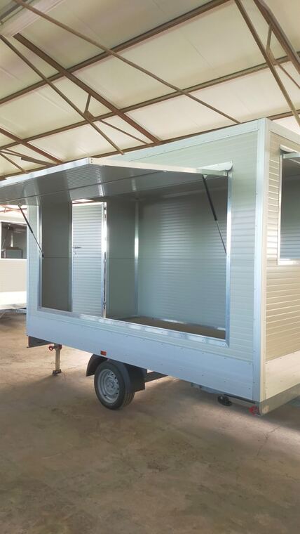 Realizzazione Tecno's · autonegozio o food trailer su misura (foto 040)