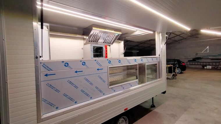 Realizzazione Tecno's · autonegozio o food trailer su misura (foto 046)