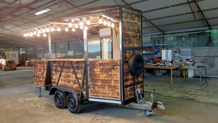 Realizzazione Tecno's · autonegozio o food trailer su misura (foto 059)