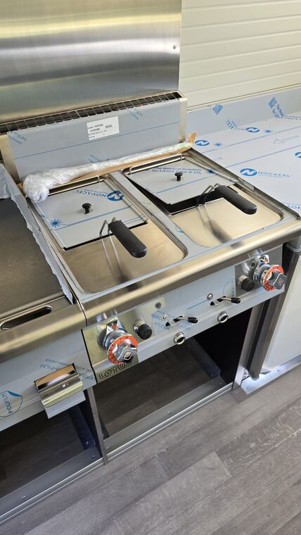 Realizzazione Tecno's · autonegozio o food trailer su misura (foto 093)